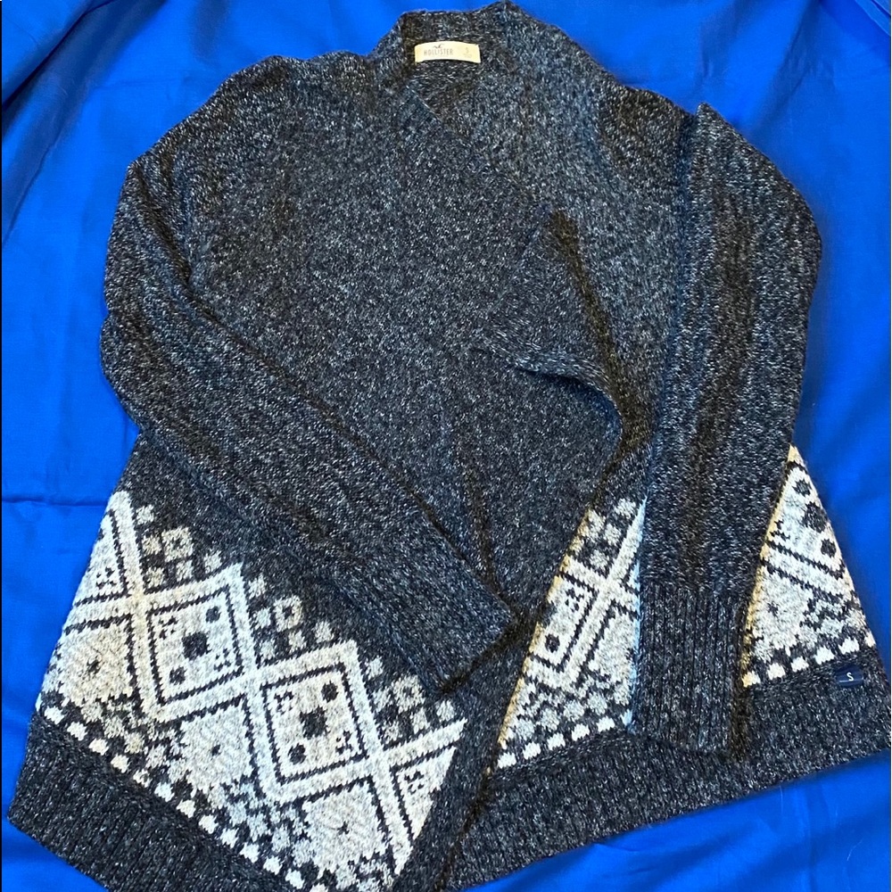 Hollister grey cardigan